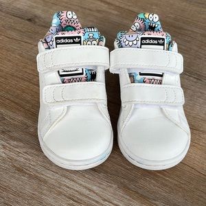 Stan Smith, Adidas runners toddler size 6